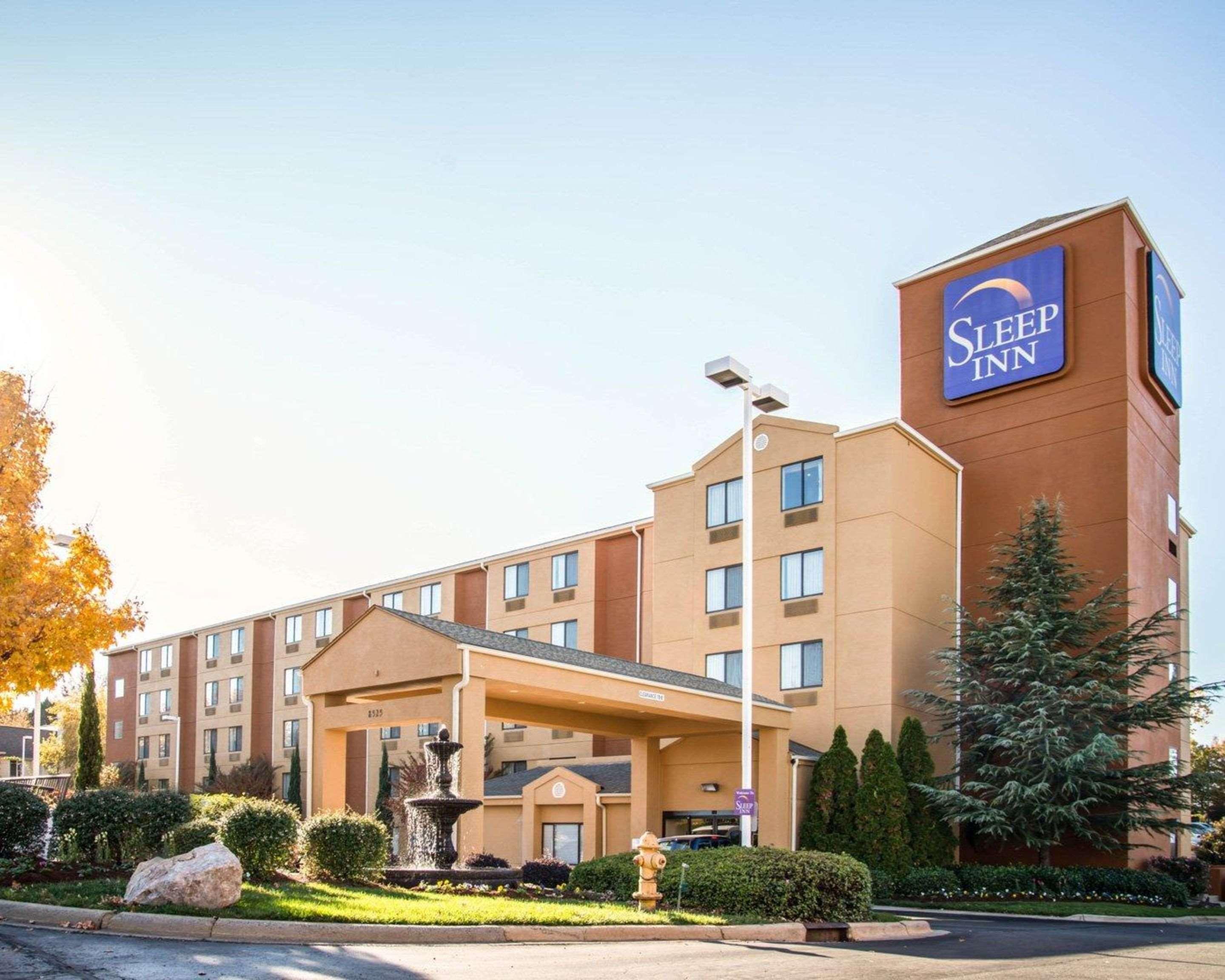 Sleep Inn University Place Шарлът Екстериор снимка